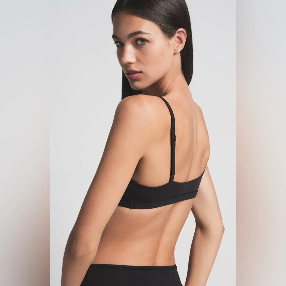 Skims SCOOP BRALETTE in black - Picture 2 of 6